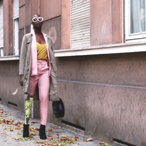 Like a girl : Pink suit&nbsp;edition